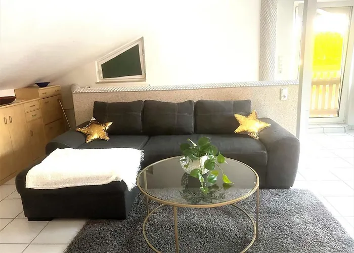 Moeblierte 3 - Mit Smart Tv, Wlan Und Kostenfreie Parkplaetze *